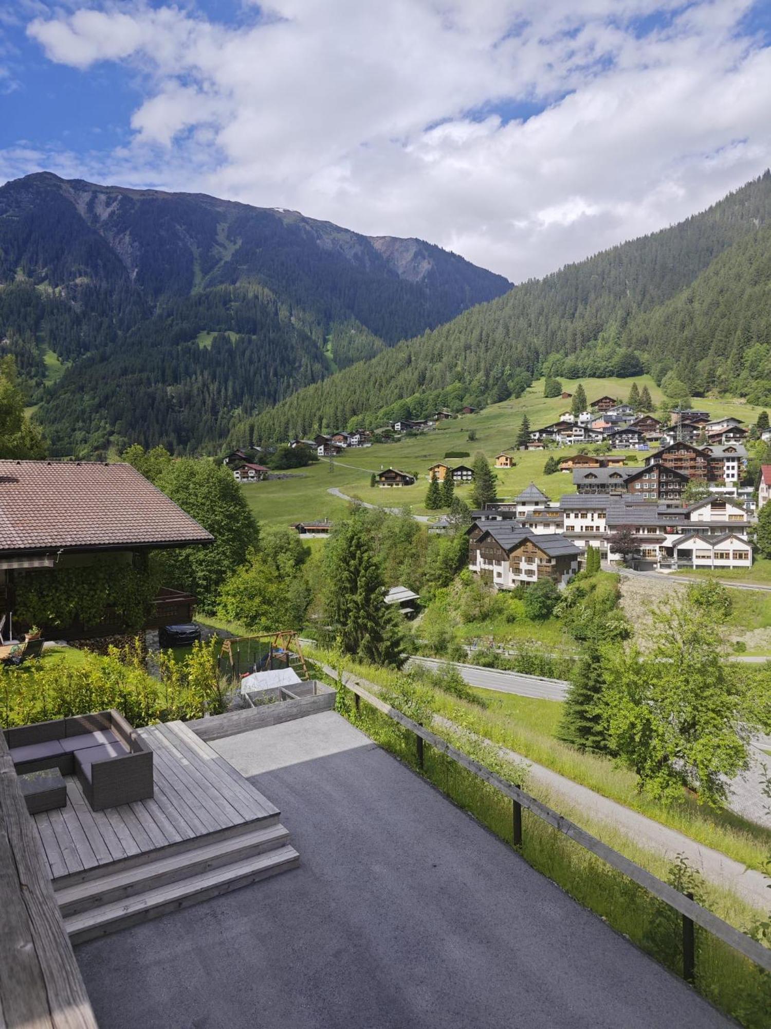 Pluenggas Chalets Gaschurn Buitenkant foto